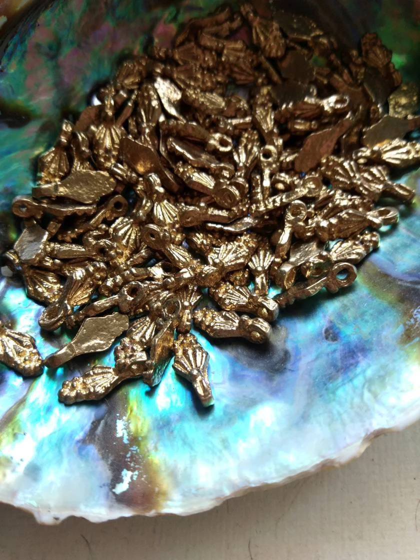 Floral Drop Brass Charms – Pack of 10 Pieces - Image 2